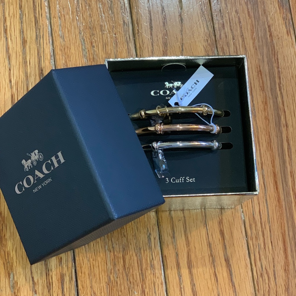 Coach 3 Cuff Bracelet set